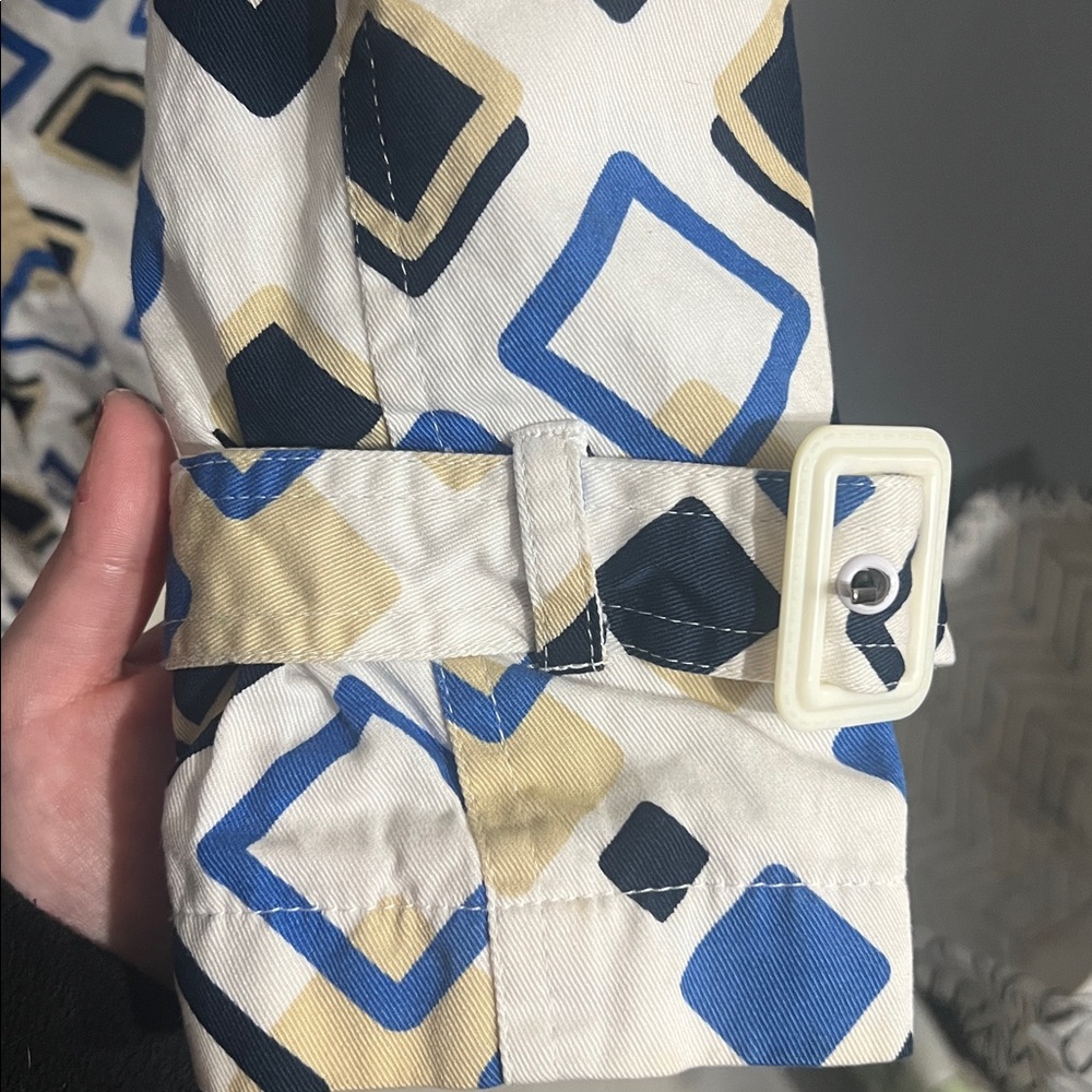 Chadwicks Blue and Black Geometric Jacket - Picture 8 of 8